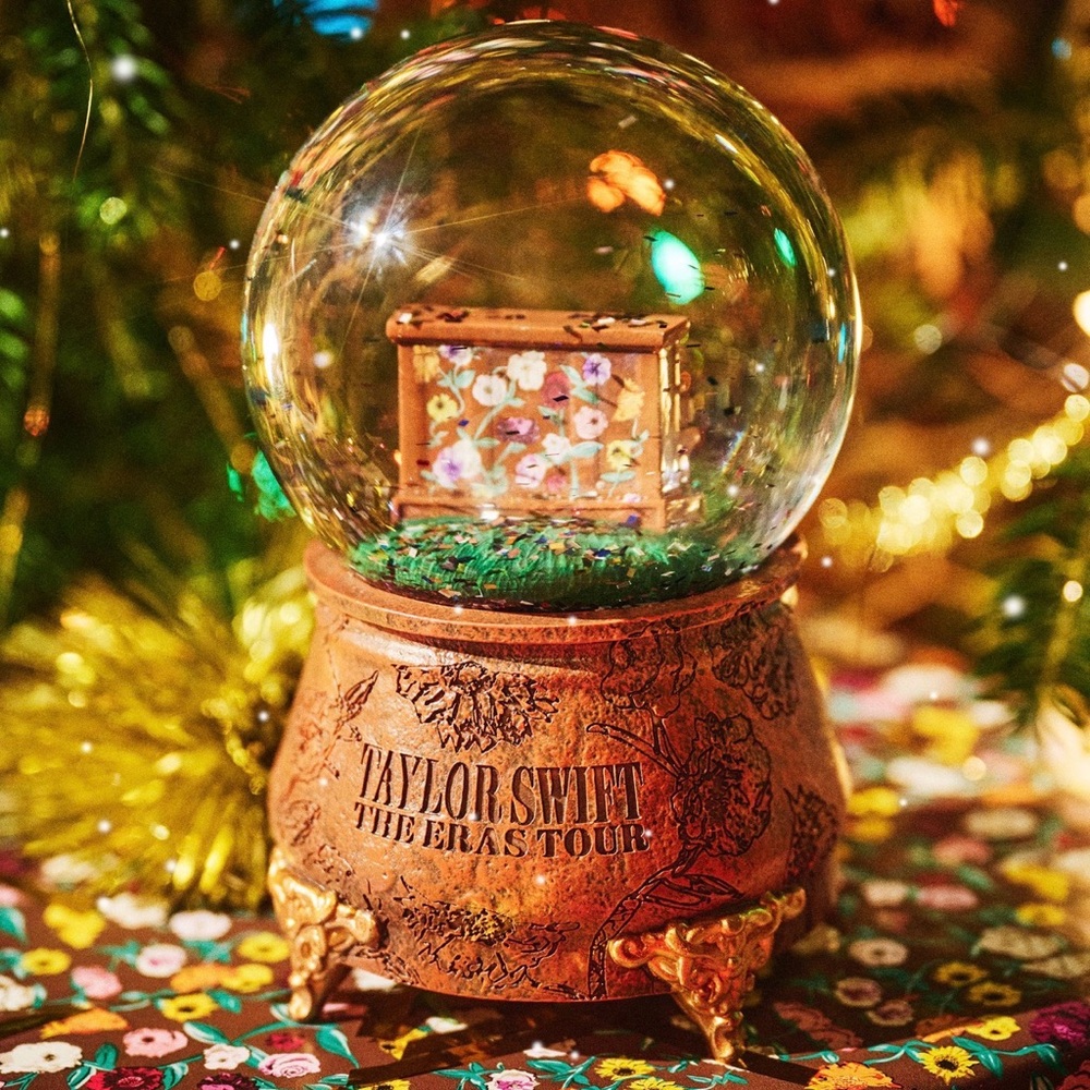 Taylor Swift The Eras Tour Acoustic Piano Snowglobe